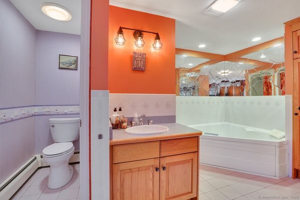 Bathroom, Interior, Recessed Lighting