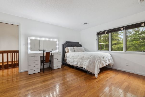 Bedroom, Home Office, Interior, Wood Texture Flooring