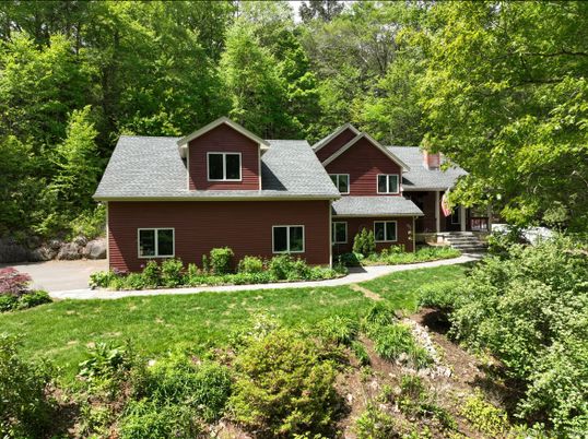 Exterior, Facade, Log Home