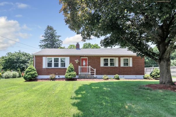 Exterior, Facade, Brick Facade, Cape Cod