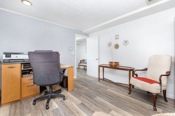 Home Office, Interior, Recessed Lighting, Wood Texture Flooring