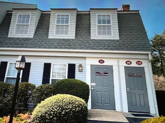 Exterior, Facade, Cape Cod
