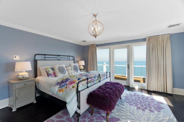 Bedroom, Interior, Water, Wood Texture Flooring