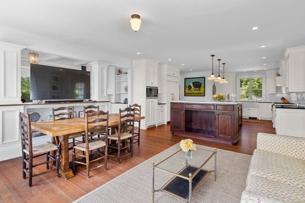Dining room, Interior, Kitchen, Pendant Lights, Recessed Lighting, Wood Texture Flooring