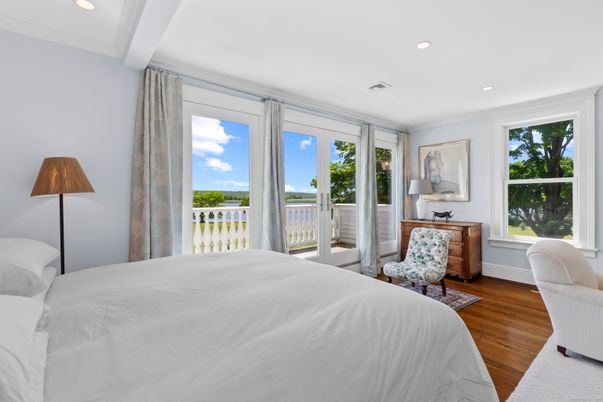 Bedroom, Interior, Recessed Lighting, Water, Wood Texture Flooring