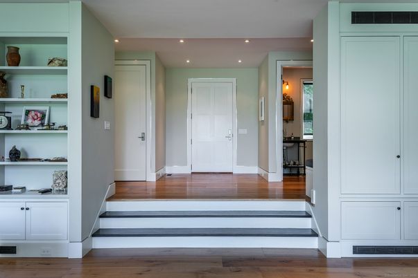 Interior, Recessed Lighting, Wood Texture Flooring