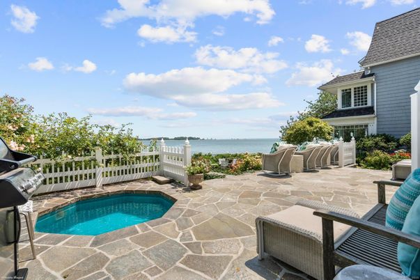 Exterior, Pool, Water