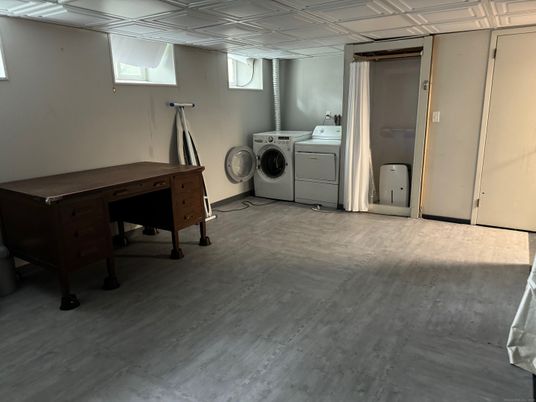 Interior, Washer