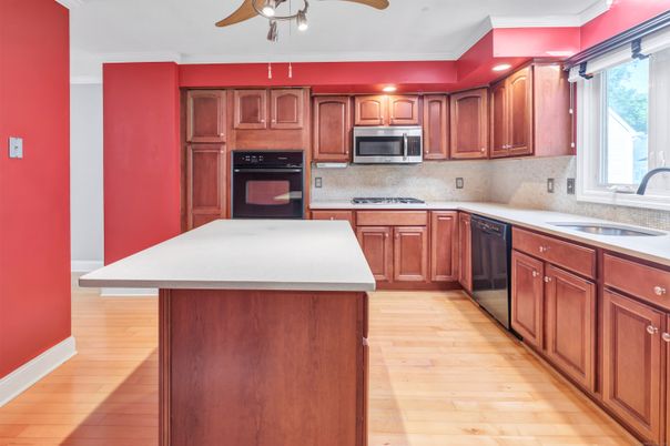 Interior, Kitchen, Recessed Lighting, Wood Texture Flooring