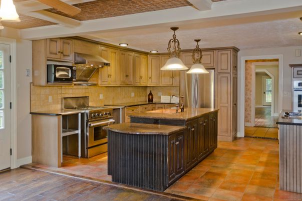 Interior, Kitchen, Pendant Lights, Recessed Lighting, Stainless Steel Appliances
