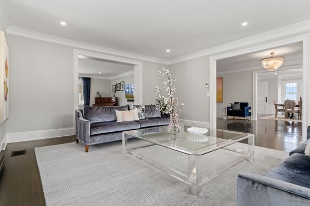 Chandelier, Interior, Living room, Recessed Lighting, Wood Texture Flooring