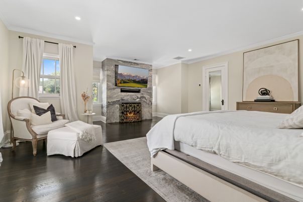 Bedroom, Fireplace, Interior, Recessed Lighting, Wood Texture Flooring