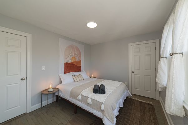 Bedroom, Interior, Recessed Lighting, Wood Texture Flooring