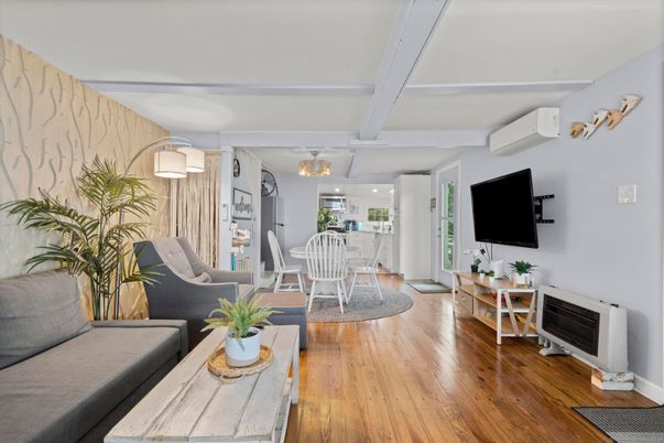 Dining room, Interior, Living room, Recessed Lighting, Wood Texture Flooring