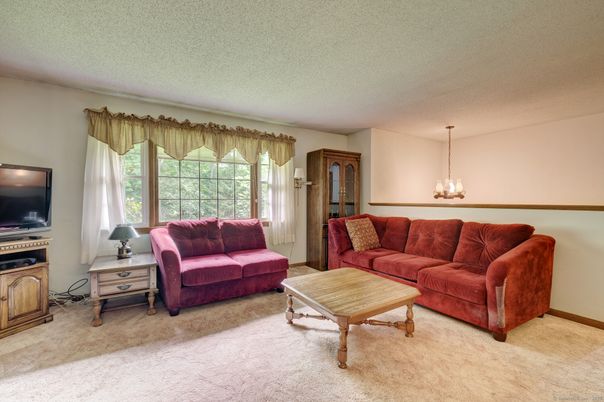 Chandelier, Interior, Living room