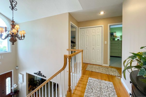 Chandelier, Interior, Recessed Lighting, Wood Texture Flooring
