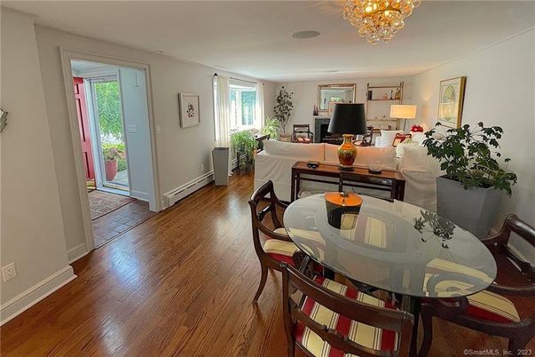 Chandelier, Dining room, Interior, Living room, Piano, Wood Texture Flooring