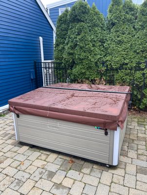 Exterior, Hot Tub