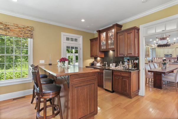 Chandelier, Dining room, Interior, Kitchen, Recessed Lighting, Wood Texture Flooring