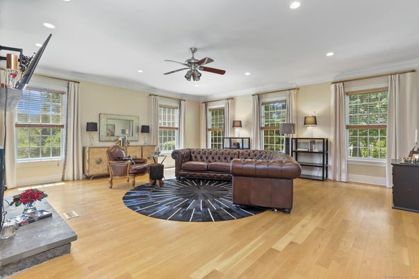 Interior, Living room, Recessed Lighting, Wood Texture Flooring