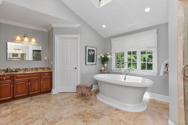 Bathroom, Free Standing Baths, Interior, Recessed Lighting