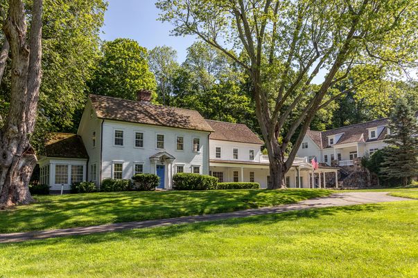 Backyard, Exterior, Facade, Georgian