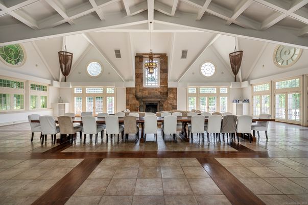 Chandelier, Dining room, Fireplace, Interior, Pendant Lights, Wooden Beams