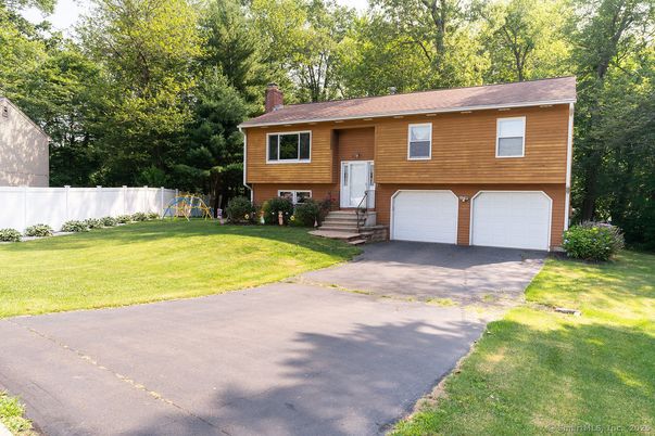 Attached, Exterior, Facade, Raised Ranch