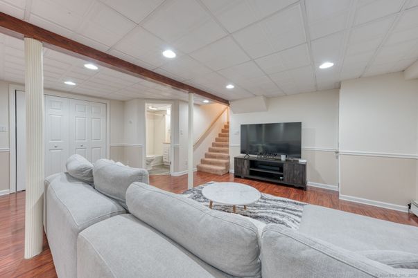 Interior, Living room, Recessed Lighting, Wood Texture Flooring