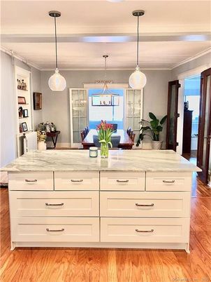 Interior, Kitchen, Pendant Lights, Wood Texture Flooring