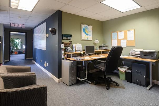 Home Office, Interior