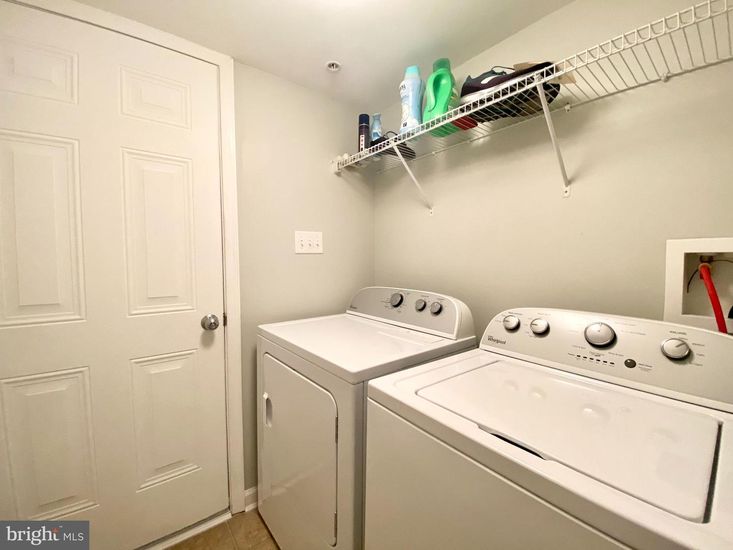 Interior, Washer