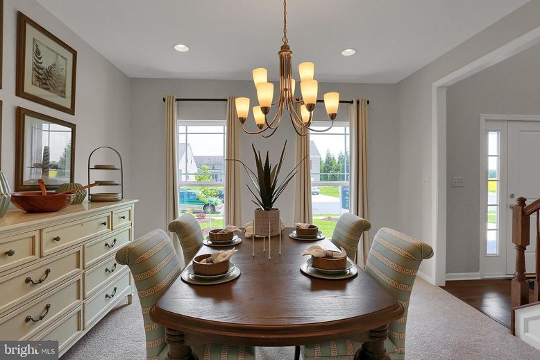 Chandelier, Dining room, Interior, Recessed Lighting, Wood Texture Flooring