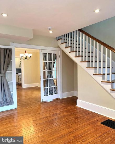 Chandelier, Interior, Recessed Lighting, Wood Texture Flooring