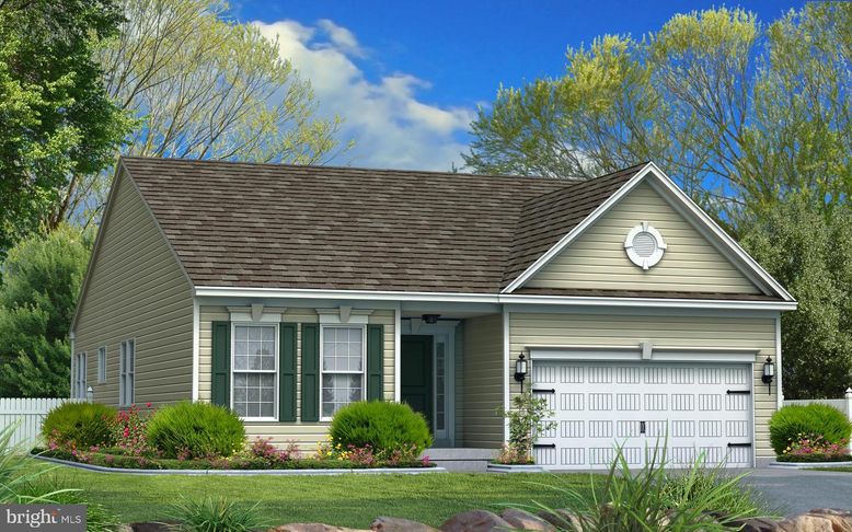 Attached, Exterior, Facade, Ranch