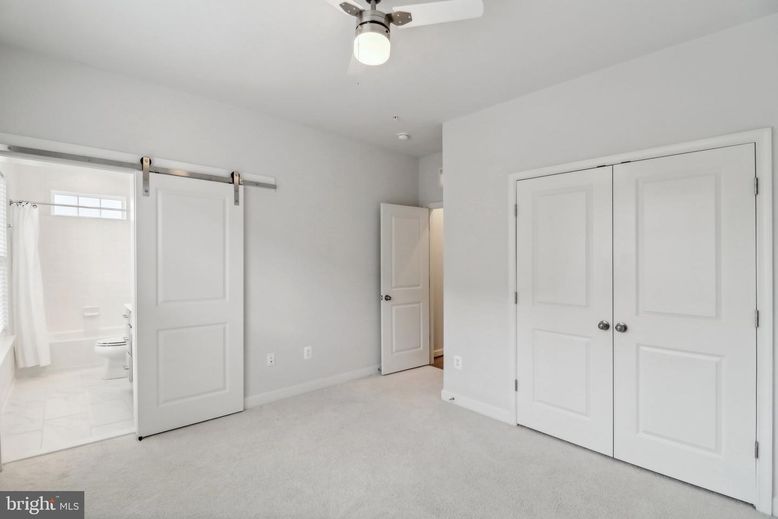 Bathroom, Empty room, Interior