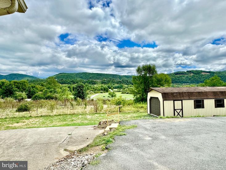 Backyard, Detached Garage, Exterior