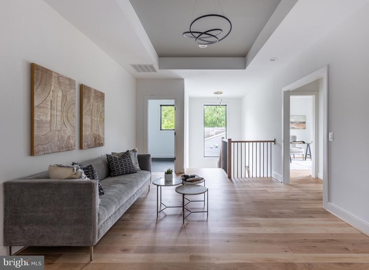 Interior, Living room, Pendant Lights, Wood Texture Flooring