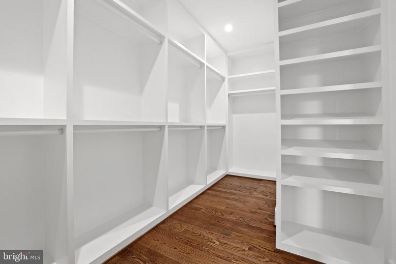 Interior, Recessed Lighting, Walk-in Closets, Wood Texture Flooring