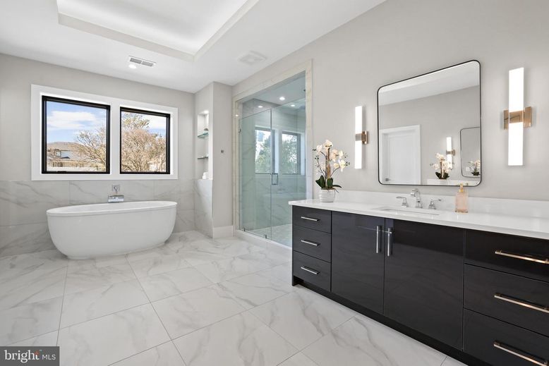 Bathroom, Dual Sink Vanities, Free Standing Baths, Glass Shower, Interior, Marble, Recessed Lighting