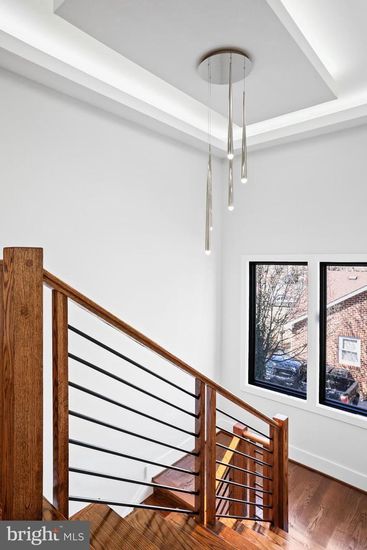 Interior, Pendant Lights, Wood Texture Flooring