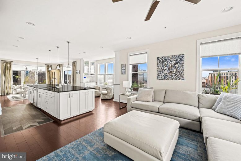 Interior, Kitchen, Living room, Pendant Lights, Recessed Lighting, Wood Texture Flooring