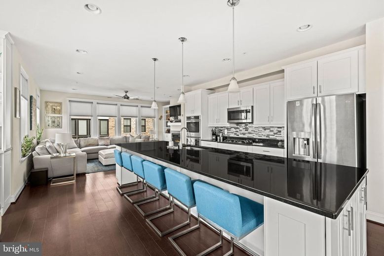 Interior, Kitchen, Living room, Pendant Lights, Recessed Lighting, Stainless Steel Appliances, Wood Texture Flooring