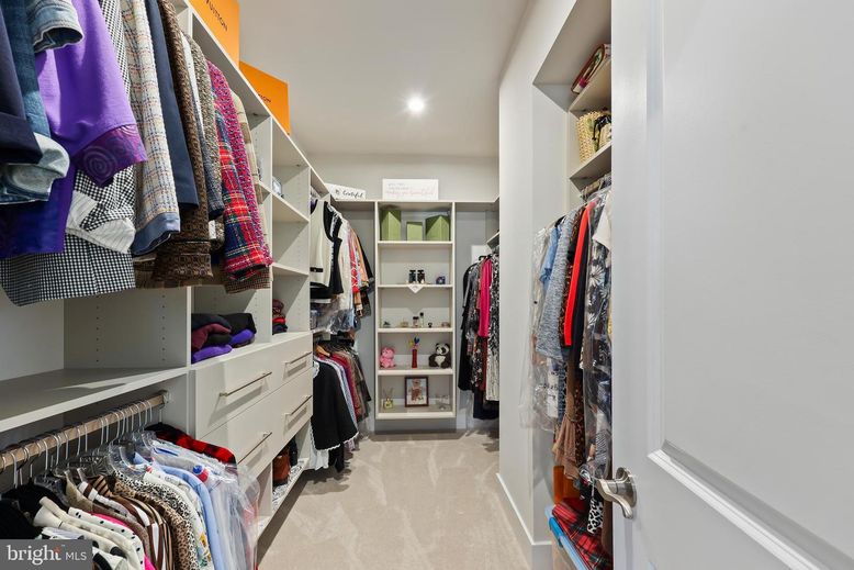 Interior, Recessed Lighting, Walk-in Closets