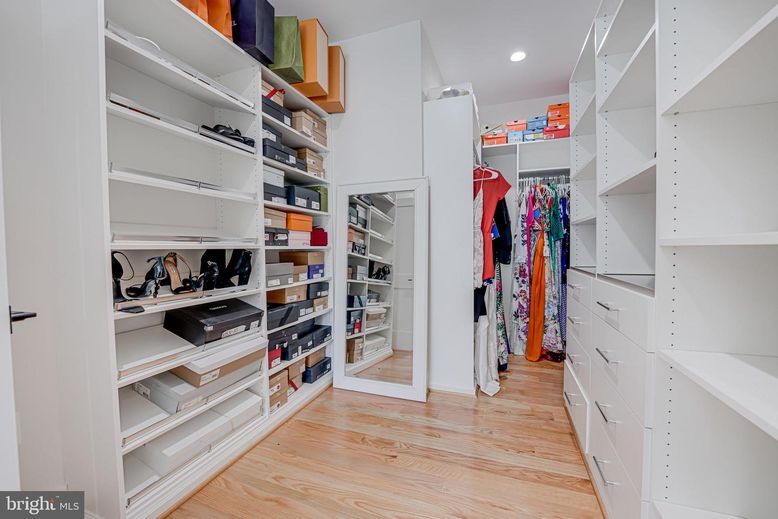 Interior, Recessed Lighting, Walk-in Closets, Wood Texture Flooring