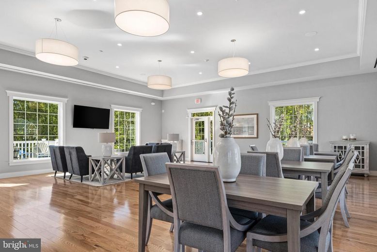Dining room, Interior, Living room, Pendant Lights, Recessed Lighting, Wood Texture Flooring