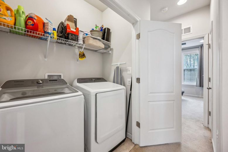 Interior, Recessed Lighting, Utility Closets, Washer