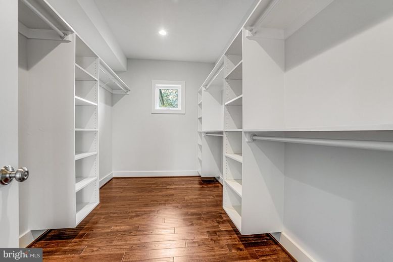 Interior, Recessed Lighting, Walk-in Closets, Wood Texture Flooring