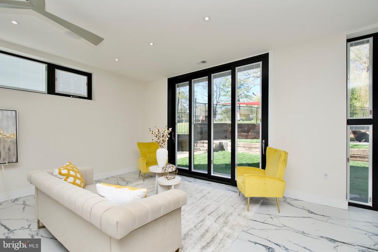 Interior, Living room, Marble, Recessed Lighting
