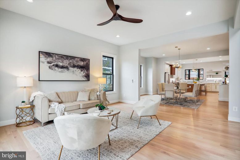 Dining room, Interior, Kitchen, Living room, Pendant Lights, Recessed Lighting, Wood Texture Flooring
